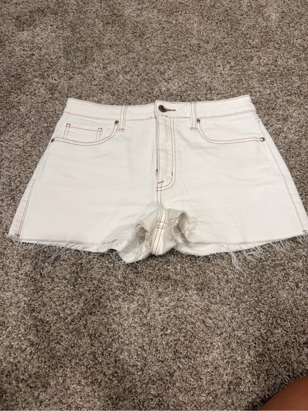 eunina white Frayed Hem Denim Shorts